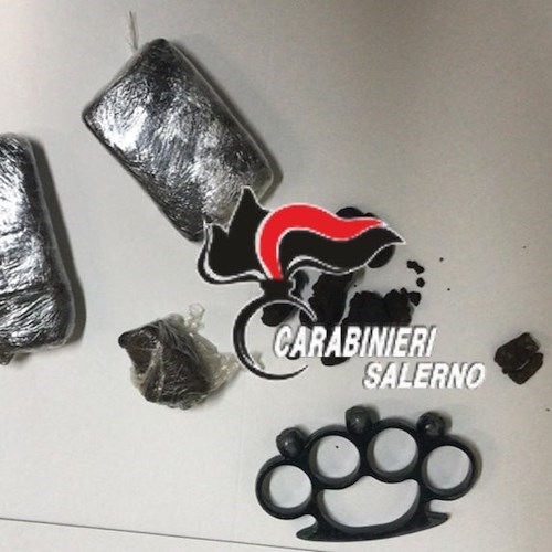 Droga e armi, due giovanissimi arrestati nel Salernitano