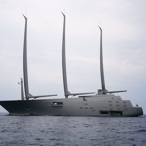 Ecco “A": il megayacht a vela più grande al mondo nelle acque della Costiera [FOTO]