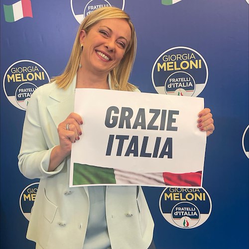 Elezioni Politiche 2022. "L'Italia s'è destra": Meloni primo partito con oltre il 26%, coalizione di centro destra al 44,42%