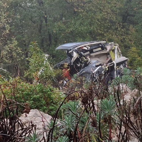 Elicottero si schianta nel Biellese: grave pilota originario di Ravello