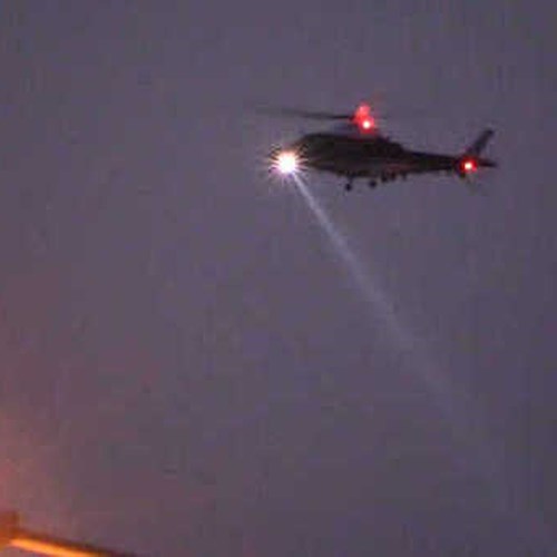 Elicottero sorvola Costiera di notte: ci sono 4 dispersi tra le montagne di Maiori 