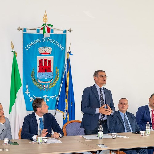 Enti pubblici e privati si riuniscono a Positano per parlare di sicurezza, Sindaco Guida: «Imprescindibile per il turismo»