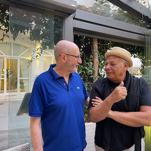 Enzo Gragnaniello arriva a Minori. Da Gambardella briefing con Gigi Marzullo /Foto