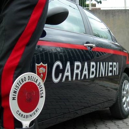 Erchie, sorpresi a rubare casco. Nei guai due nocerini
