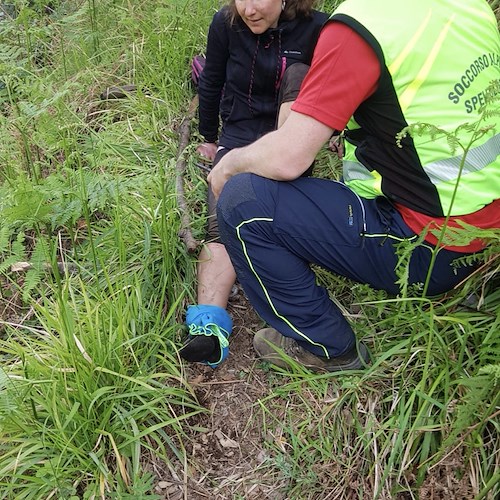 Escursionista francese s’infortuna a Valle delle Ferriere, soccorsa con difficoltà [FOTO]