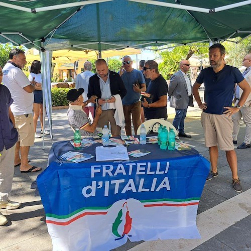 FdI in spiaggia a Vietri sul Mare, l'On. Imma Vietri: «In nove mesi di impegno Meloni ha smentito chi tifava contro»
