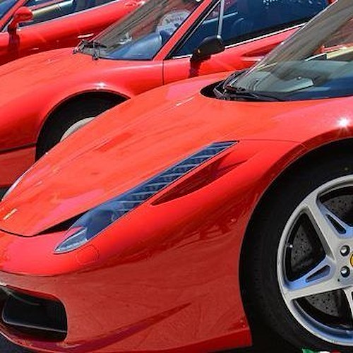 Ferrari Cavalcade 2019, oggi 100 Rosse di Maranello sfilano in Costiera Amalfitana