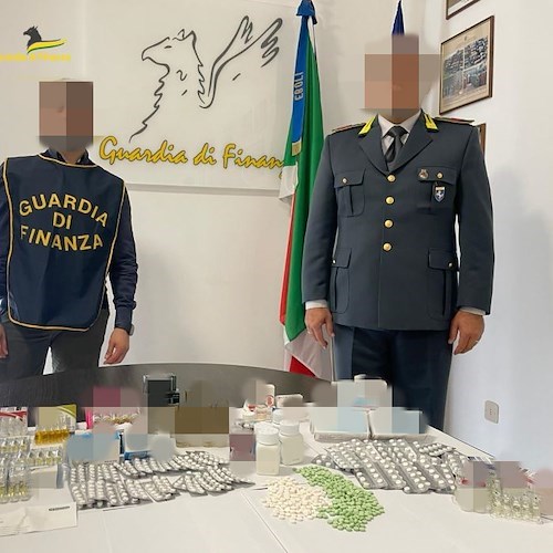 Fiale e pasticche di anabolizzanti in palestra, denunciato un uomo a Battipaglia