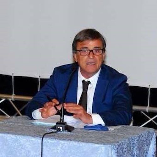 Fondazione Ravello: per sindaco Di Martino è «la resa dei conti». Duro attacco a Vuilleumier