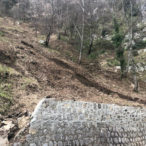 Frana a Furore, sopralluogo di Comune e Provincia: strada prossima alla riapertura 