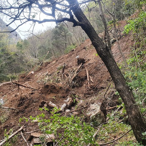 Frana a Valle delle Ferriere: in corso by-pass condotta idrica per Amalfi, si attende progetto per risanamento sentiero