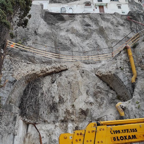 Frana Amalfi: costone roccioso è in sicurezza, si procede a ricostruzione Statale