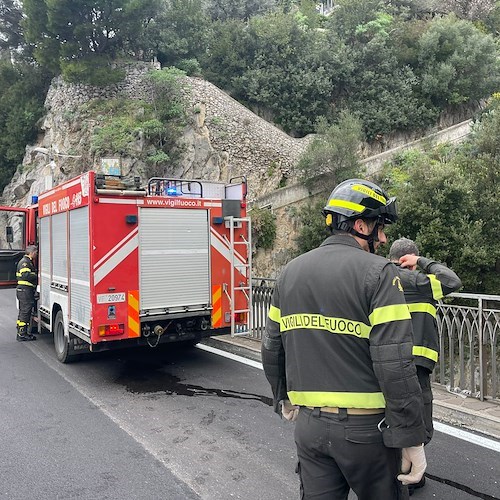 Si schianta sugli scogli del Fiordo di Furore col parapendio, ragazzo riporta fratture multiple<br />&copy; Massimiliano D'Uva