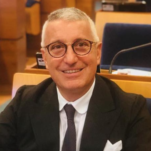 Gambino si riprende Pagani: al ballottaggio battuto Bottone, è sindaco per la terza volta