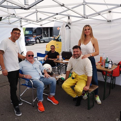 Giovanni Giordano sul podio al Topjet Italian Trophy, terzo posto per il pilota originario di Tramonti