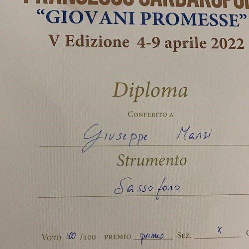 Giuseppe Mansi di soli 7 anni, si classifica primo all'International Music Competition "Francesco Cardaropoli" /Foto /Video