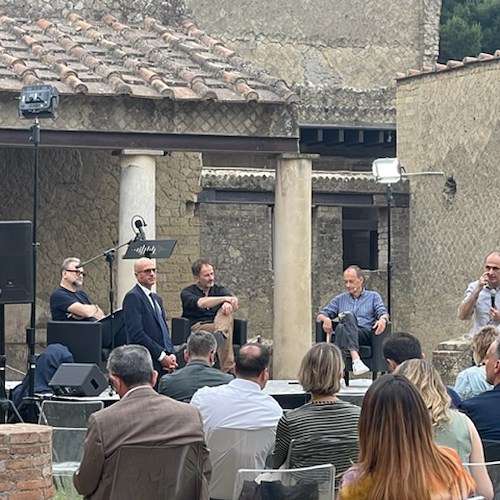 "Gli Ozi di Ercole", al Parco Archeologico di Ercolano al via la rassegna sugli infiniti valori culturali della materia
