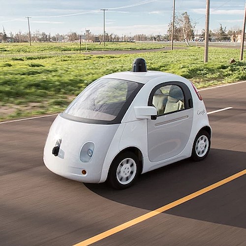 Google e l'auto che guida da sola