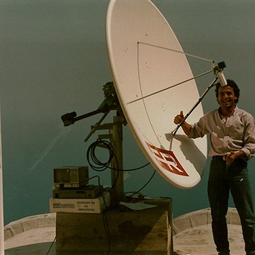 Gore Vidal e la storia della prima antenna satellitare in Costa d'Amalfi /FOTO