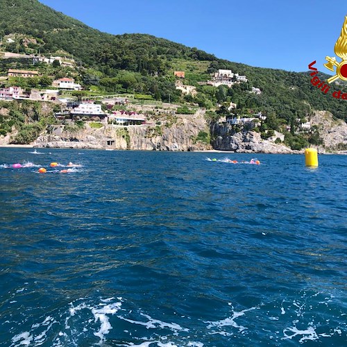 Gran Prix de "Le Tre Sirene" V Trofeo di Cetara, a supporto dei nuotatori della gara odierna intervento provvidenziale dei Vigili del Fuoco 
