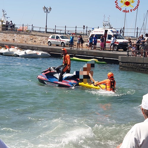 Gran Prix de "Le Tre Sirene" V Trofeo di Cetara, a supporto dei nuotatori della gara odierna intervento provvidenziale dei Vigili del Fuoco 