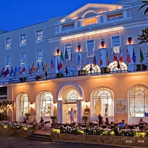 'Grand Hotel Italia', dal Quisisana di Capri un libro che racconta i capricci dei divi col vizio del lusso