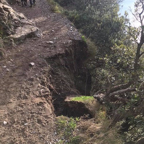 Grossa frana sul Sentiero degli Dei: poca manutenzione, troppi rischi [FOTO-VIDEO]