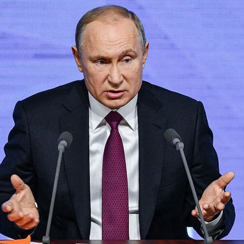 Guerra in Ucraina: falliti negoziati. Putin parla alla Nazione: «Distruggeremo l'anti-Russia creata dall'occidente»
