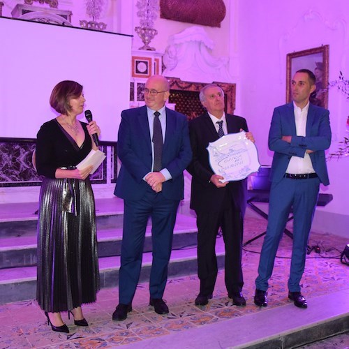 Iginio Massari nominato Ambasciatore della Santarosa nel Mondo: «Mi impegnerò perché diventi un dolce internazionale» /VIDEO