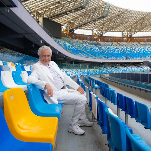 Nino D'Angelo allo Stadio Maradona