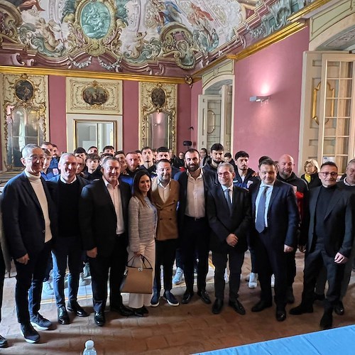 «Il brand Costa d’Amalfi deve volare alto anche nel calcio»: Nicola Savino è il nuovo presidente del football club /FOTO e VIDEO