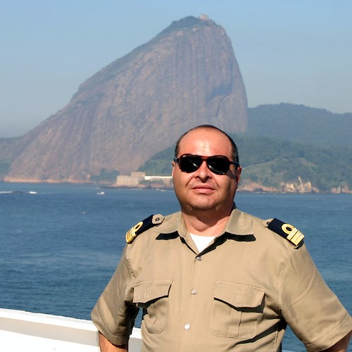 Il Capitano Barra in navigazione dalla Malesia a Suez si abbandona ai ricordi di gioventù