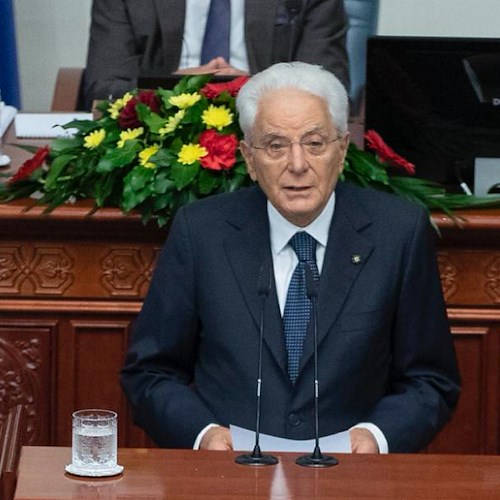 Il Capo dello Stato dà un freno all'ingerenza francese su governo Meloni: «L'Italia sa badare a sé stessa»