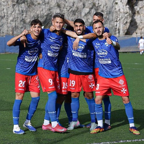 Il Costa d’Amalfi batte il Buccino Volcei 2-0 al “San Martino”: tre punti pesanti nella corsa salvezza