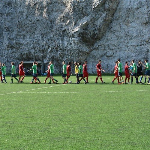 Il Costa d'Amalfi con l'Afro-Napoli United: amici per la pelle