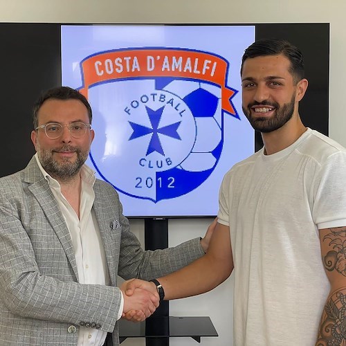 Il Costa d’Amalfi trova l’accordo con Francesco Massa, Presidente Savino: «Un calciatore giovane ma di grande spessore»