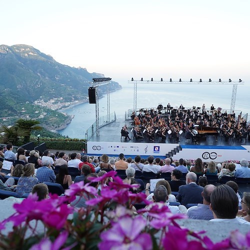 Il debutto di Gimeno e della Luxembourg Philharmonic a Ravello è da standing ovation /FOTO