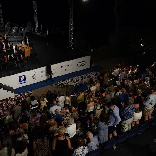 Il debutto di Gimeno e della Luxembourg Philharmonic a Ravello è da standing ovation /FOTO