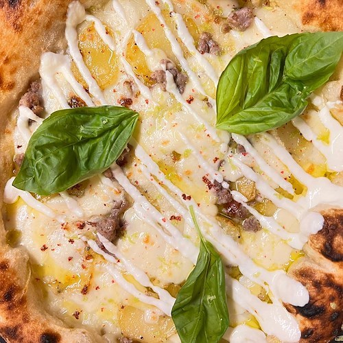 "Il Piennolo" a Cetara, la pizza contemporanea made in Amalfi Coast