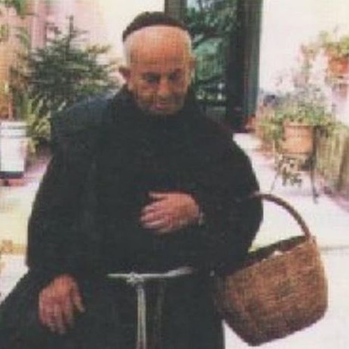 Il ricordo di Frà Serafino, il monaco questuante. Che Tramonti non lo dimentichi
