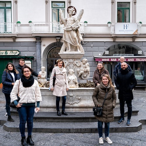 In Costa d’Amalfi le guide turistiche unite in un’associazione. «Passione e professionalità per un nuovo inizio»