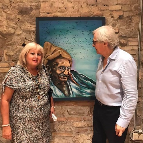 “In punta di penna”, stasera a Vietri sul Mare si inaugura la mostra di Laura Bruno 