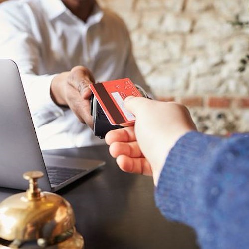 Incasso senza pensieri, prenotazioni alberghiere online più sicure e trasparenti: da Nexi e Federalberghi nuovo servizio per gli hotel