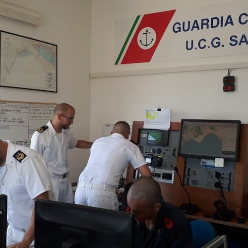  Incendio a bordo di un traghetto: esercitazione della Capitaneria di Porto in Costiera Amalfitana