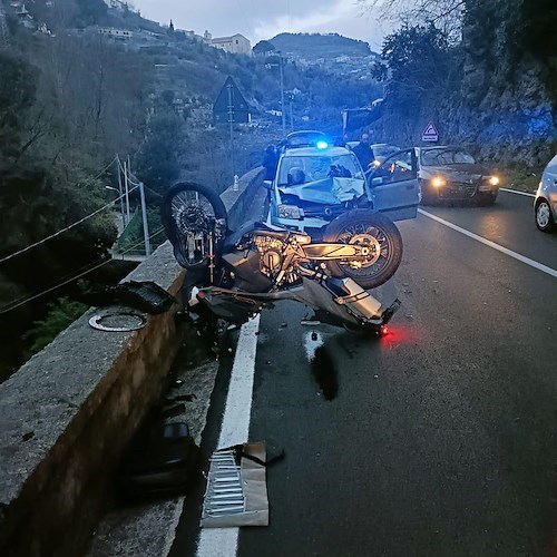 Incidente a Ravello: moto contro auto, giovani in ospedale [FOTO]