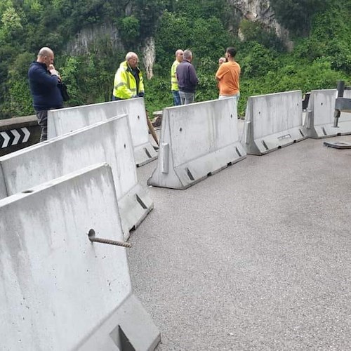 Incidente a Ravello, new jersey a chiusura strada per Amalfi: per Pontone si passa