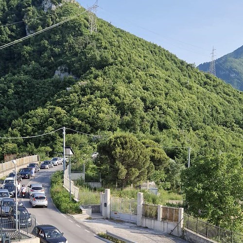 Incidente al Valico di Chiunzi verso Corbara: traffico in tilt e lunghe code. Scegliere percorsi alternativi