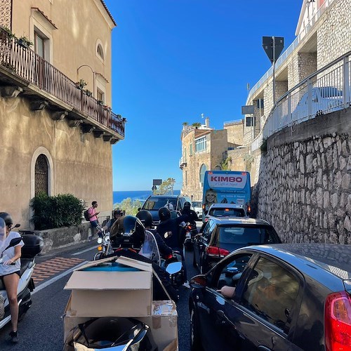 Ingorghi a Castiglione: "Rinascita Ravellese" annuncia interrogazione al Sindaco