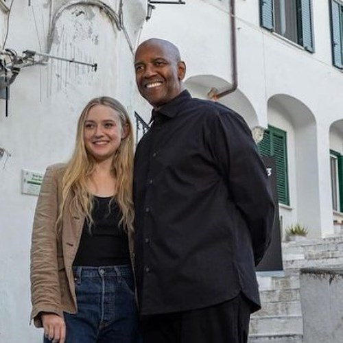 Insieme a Denzel e Dakota, co-protagonista anche Gaia Scodellaro: ieri le foto ufficiali ad Atrani