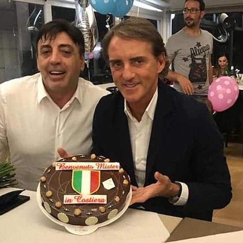Italia, Mancini dedica vittoria su Repubblica Ceca a Enzo Mammato di Maiori